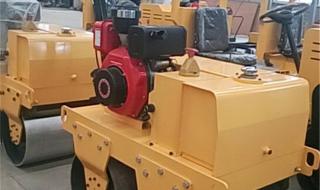 小型压路机多少钱 小型压路机多少钱